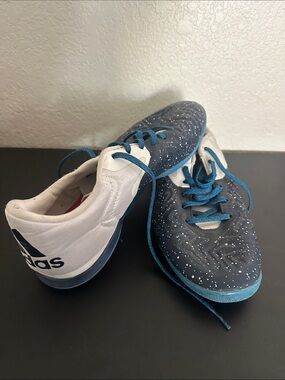 adidas Men’s Indoor Soccer Sneakers